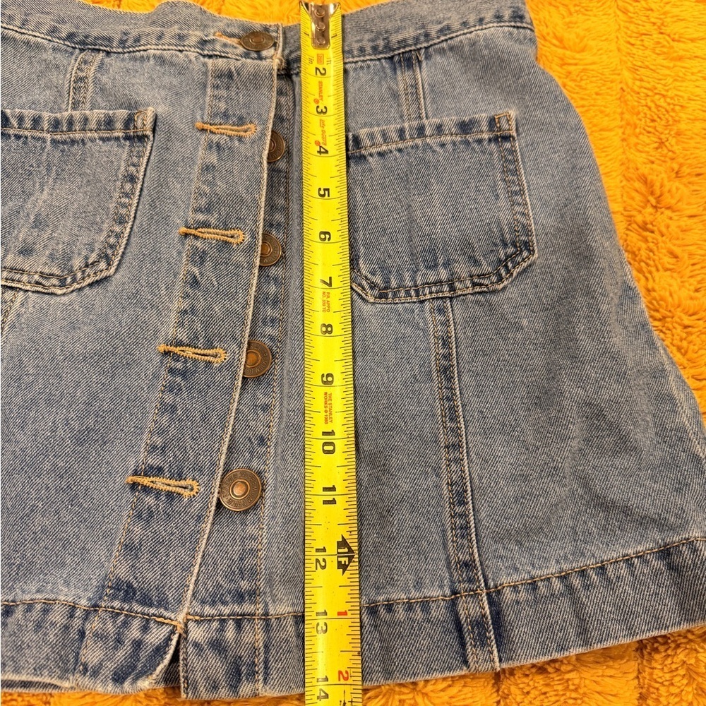 Denim Button-Front Skirt
T4 - Picture 9 of 9
